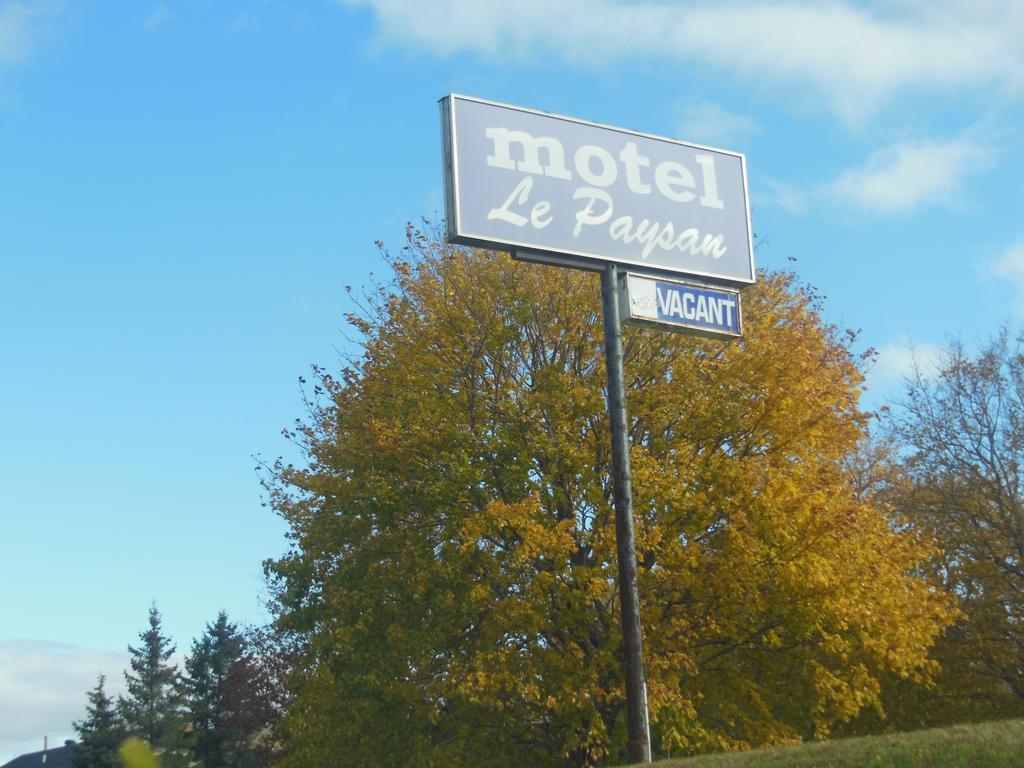 Motel Le Paysan Монреаль Экстерьер фото